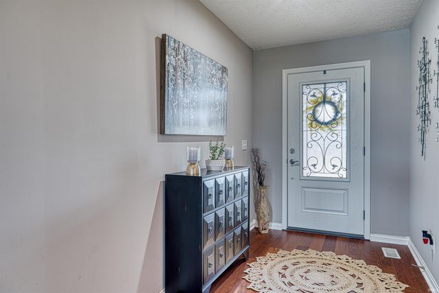 9940 Arbor Lake Drive, Newburgh, IN 47630
