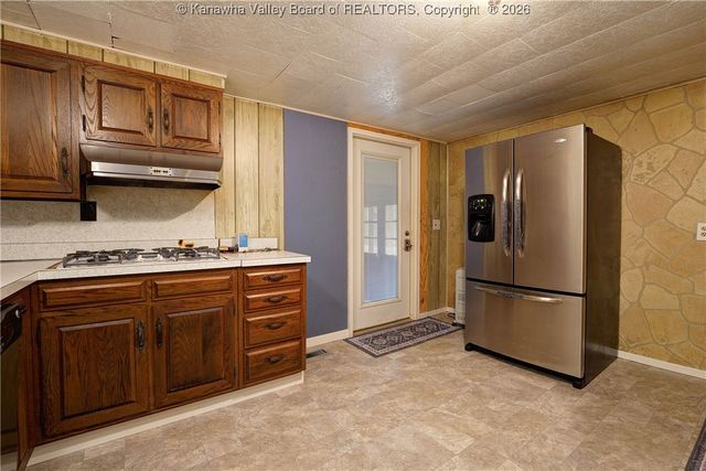 358 Bulger Road, Alkol, WV 25501