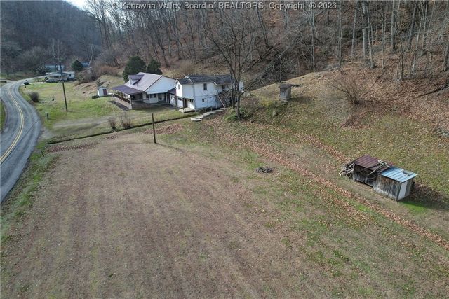 358 Bulger Road, Alkol, WV 25501