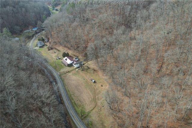 358 Bulger Road, Alkol, WV 25501