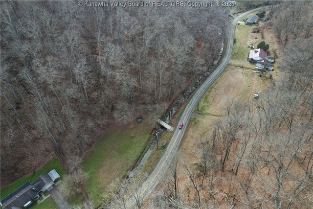 358 Bulger Road, Alkol, WV 25501