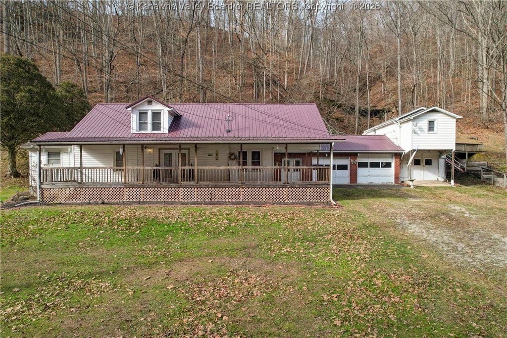 358 Bulger Road, Alkol, WV 25501