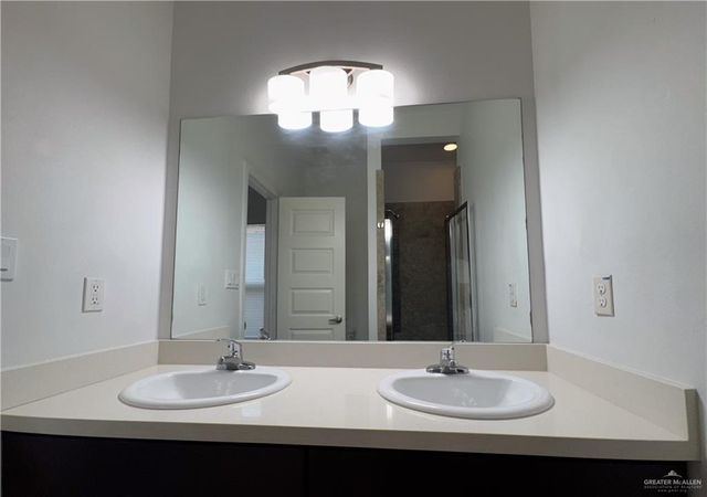 3610 N Valeria Street N, Edinburg, TX 78541