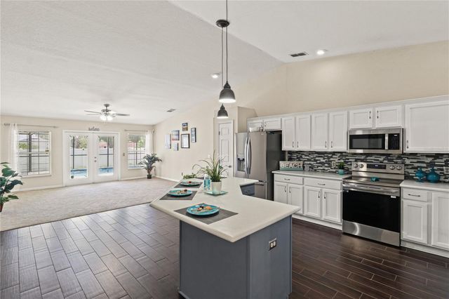7855 SUGAR PINE BOULEVARD, Lakeland, FL 33810