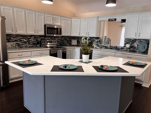 7855 SUGAR PINE BOULEVARD, Lakeland, FL 33810