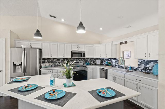 7855 SUGAR PINE BOULEVARD, Lakeland, FL 33810