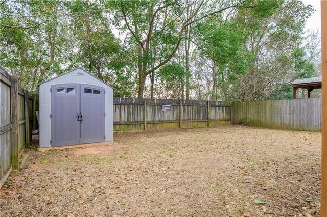 8945 Spring S Grove, Mobile, AL 36695