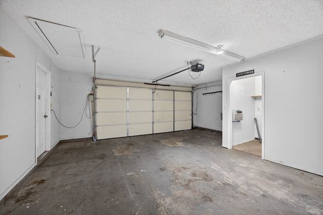 5528 Oak Branch Drive, Arlington, TX 76016