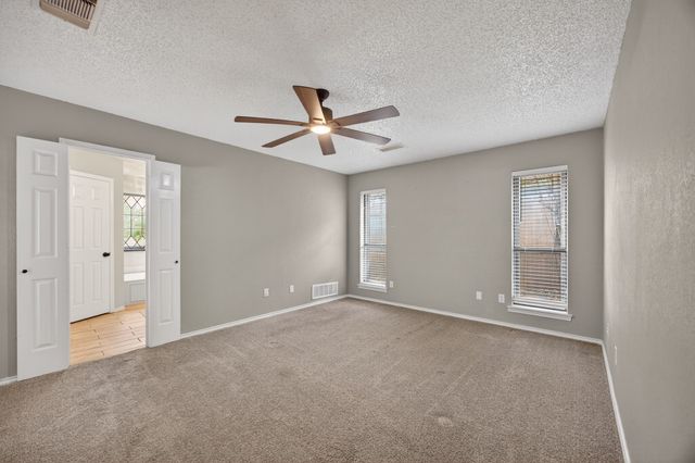 5528 Oak Branch Drive, Arlington, TX 76016