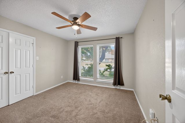 5528 Oak Branch Drive, Arlington, TX 76016