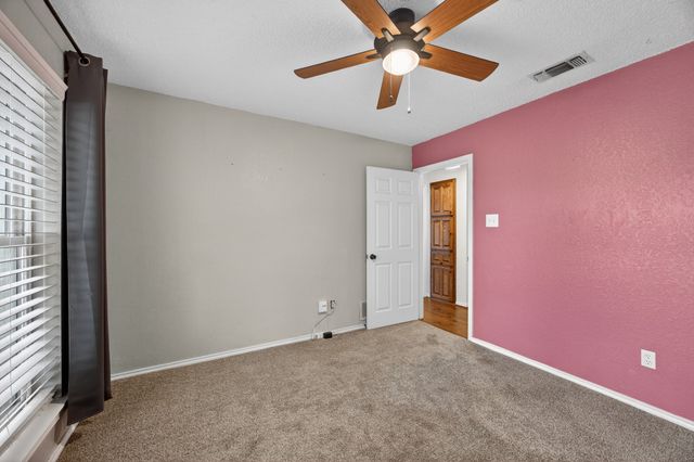 5528 Oak Branch Drive, Arlington, TX 76016