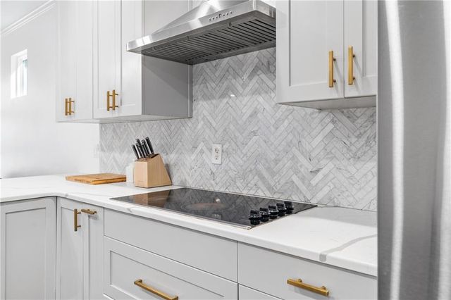 702 Barberry Drive, Woodstock, GA 30188