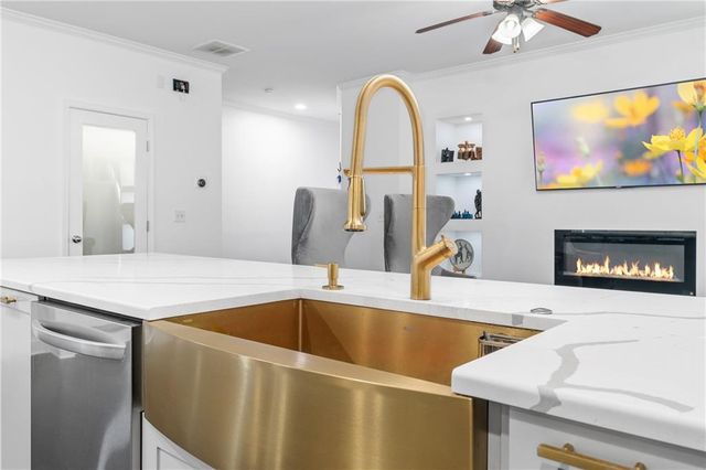 702 Barberry Drive, Woodstock, GA 30188