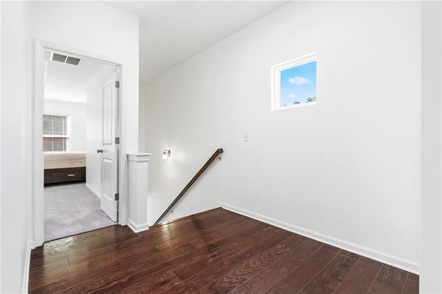 702 Barberry Drive, Woodstock, GA 30188