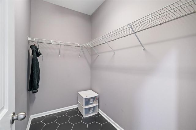 702 Barberry Drive, Woodstock, GA 30188