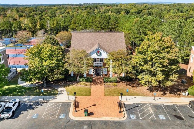 702 Barberry Drive, Woodstock, GA 30188