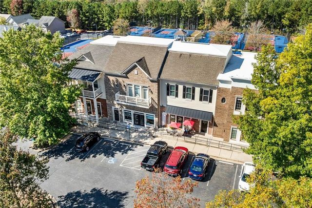 702 Barberry Drive, Woodstock, GA 30188