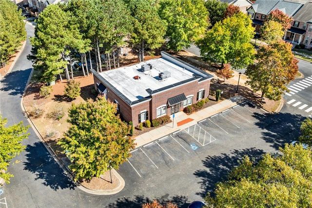 702 Barberry Drive, Woodstock, GA 30188