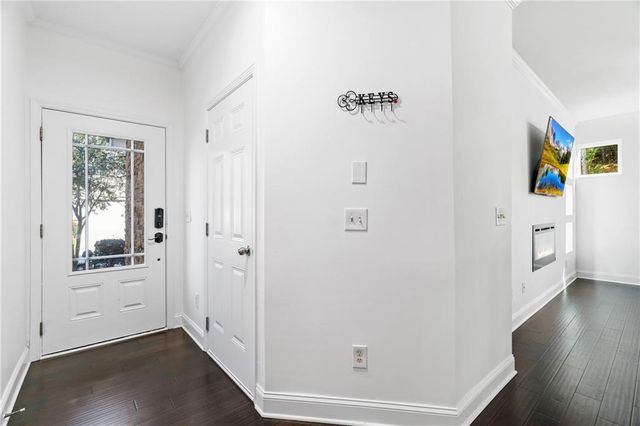 702 Barberry Drive, Woodstock, GA 30188