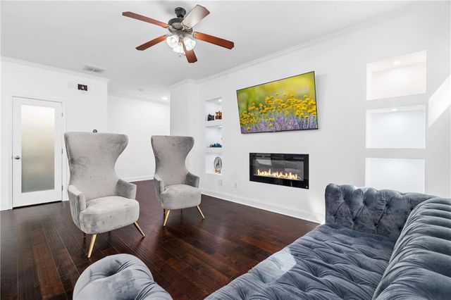 702 Barberry Drive, Woodstock, GA 30188