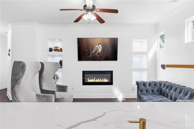 702 Barberry Drive, Woodstock, GA 30188