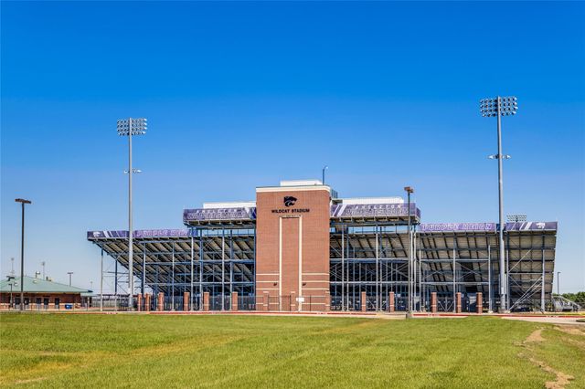 512 Robin Street, Angleton, TX 77515