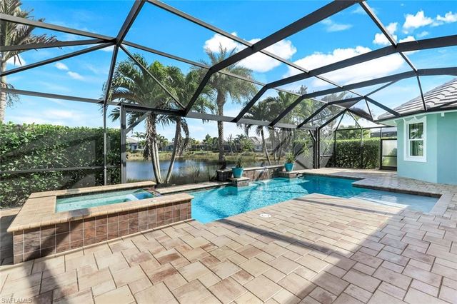 6348 Lyford Isle DR, Naples, FL 34113