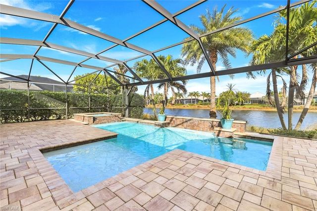 6348 Lyford Isle DR, Naples, FL 34113