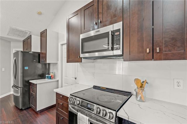 300 Cedar Ridge Circle, Winston-salem, NC 27127