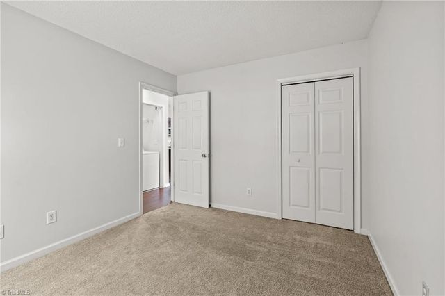 300 Cedar Ridge Circle, Winston-salem, NC 27127