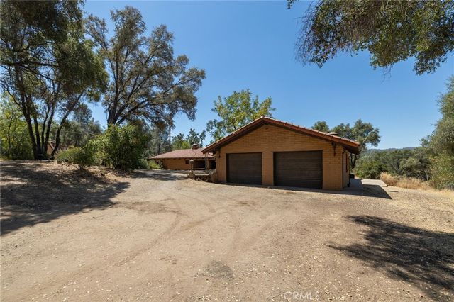 3981 Snow Creek Road, Mariposa, CA 95338