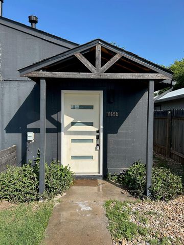 1118 Brookswood Ave E B, Austin, TX 78721