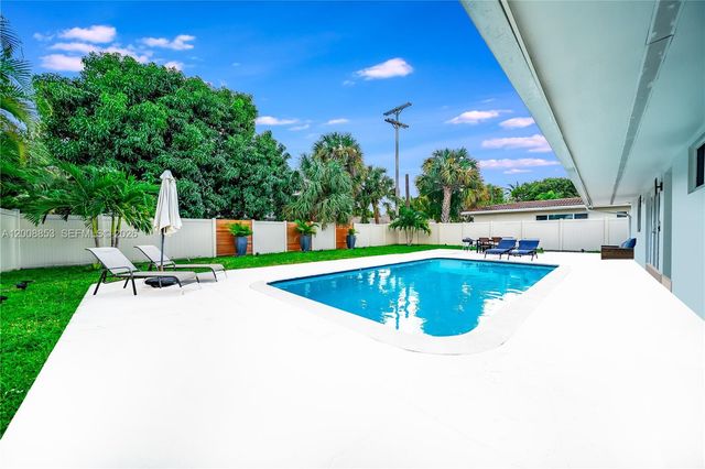 1940 NE 62nd Street, Fort Lauderdale, FL 33308