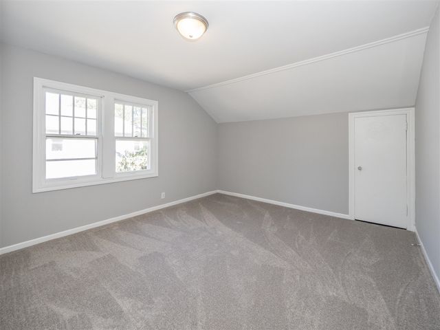 2127 W Main Street, Kalamazoo, MI 49006