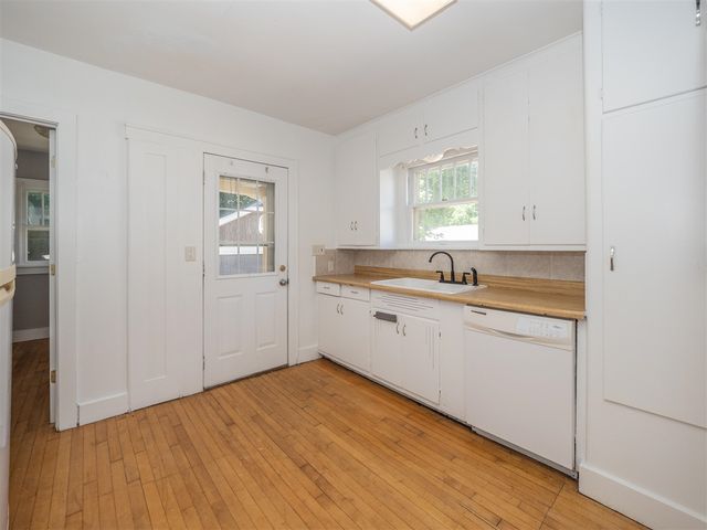2127 W Main Street, Kalamazoo, MI 49006