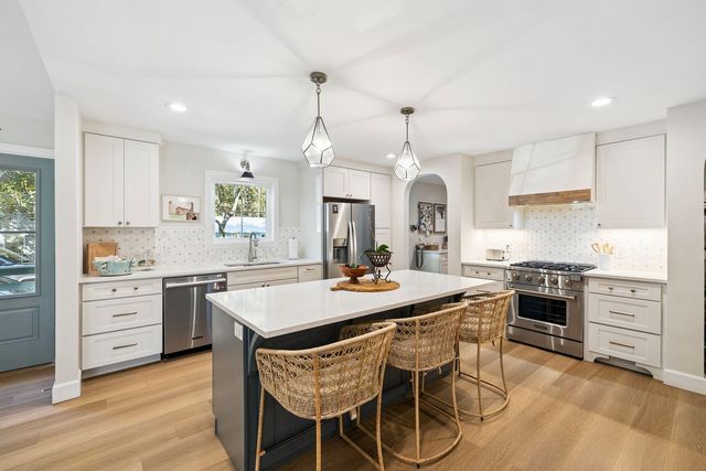 1525 W Hewett Road, Santa Rosa Beach, FL 32459