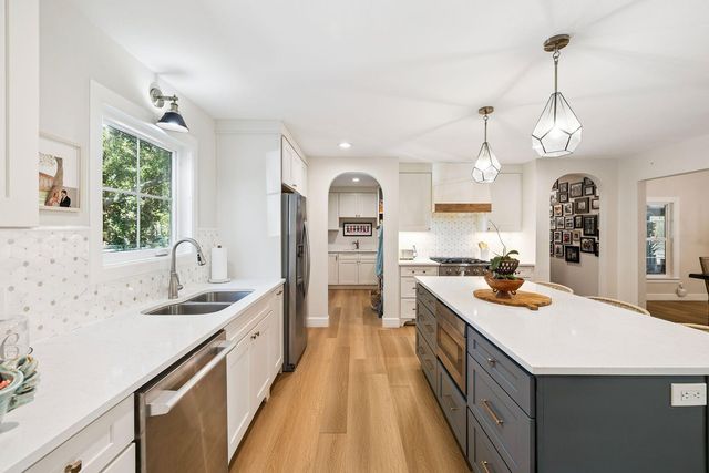 1525 W Hewett Road, Santa Rosa Beach, FL 32459