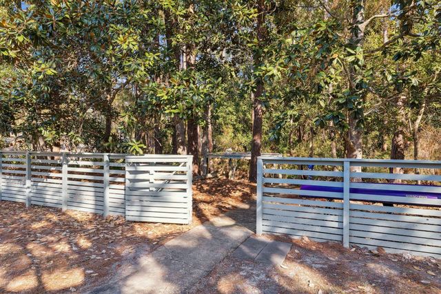 1525 W Hewett Road, Santa Rosa Beach, FL 32459