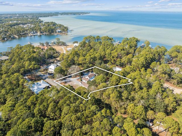 1525 W Hewett Road, Santa Rosa Beach, FL 32459
