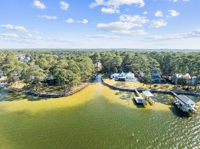 1525 W Hewett Road, Santa Rosa Beach, FL 32459