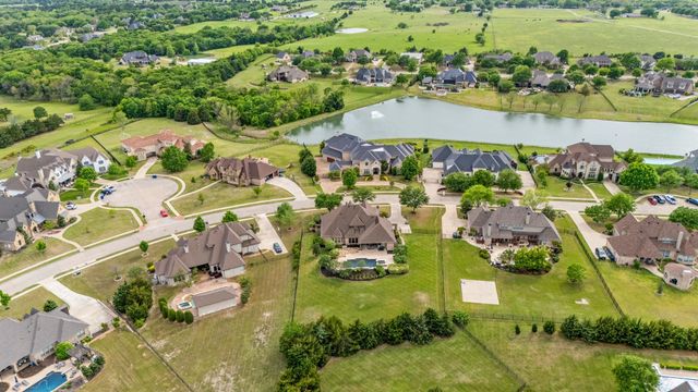 169 Yorkshire Drive, Heath, TX 75032