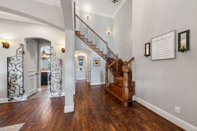 169 Yorkshire Drive, Heath, TX 75032