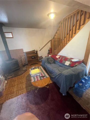 12 Caribou Road, Tonasket, WA 98855