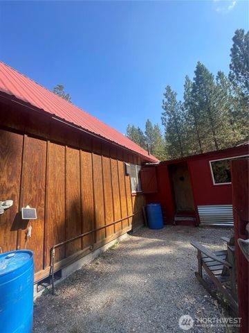 12 Caribou Road, Tonasket, WA 98855
