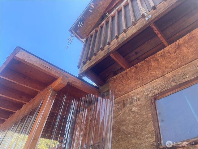 12 Caribou Road, Tonasket, WA 98855