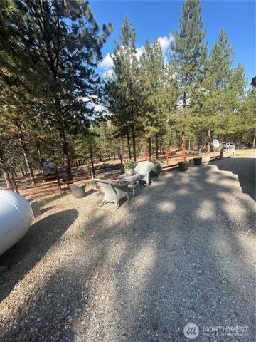 12 Caribou Road, Tonasket, WA 98855
