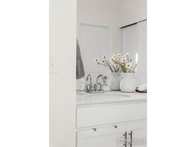 6002 Autumn Breeze Ct, Fort Collins, CO 80528