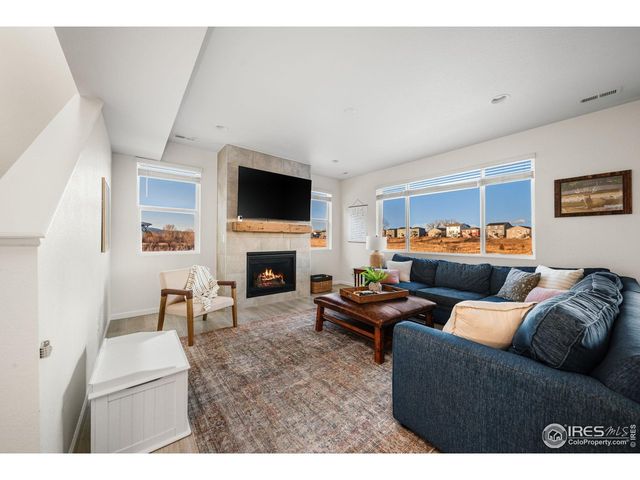 6002 Autumn Breeze Ct, Fort Collins, CO 80528