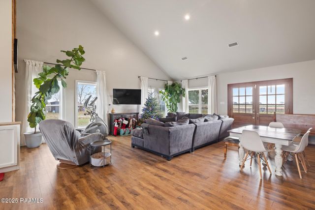 7913 Chastant Road, New Iberia, LA 70560