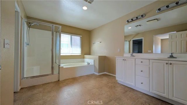 9053 Calico Court, Oak Hills, CA 92344